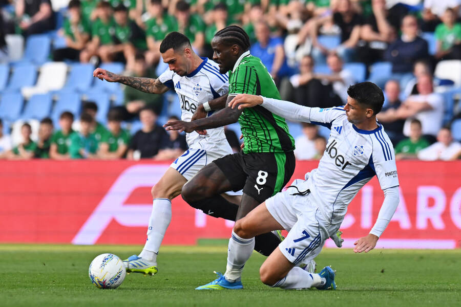Sassuolo vs Como (23:30 – 17/04) | Xem lại trận đấu